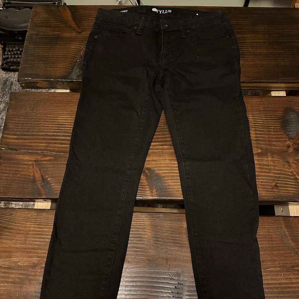 JC Penney - Stylus Skinny Black Jeans - Women's Size 4